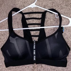 BRAND NEW Victoria’s Secret PINK sports bra, small